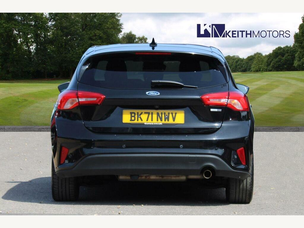 Ford Focus 1.0T Ecoboost Titanium X Edition Black #3