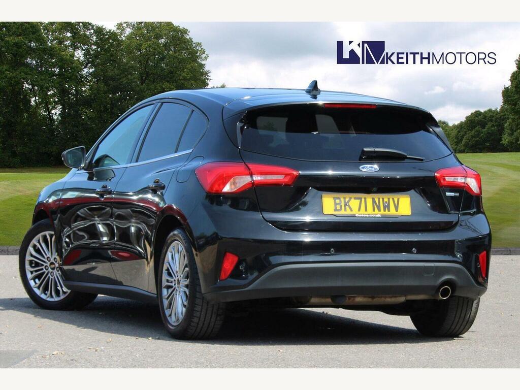 Ford Focus 1.0T Ecoboost Titanium X Edition Black #2