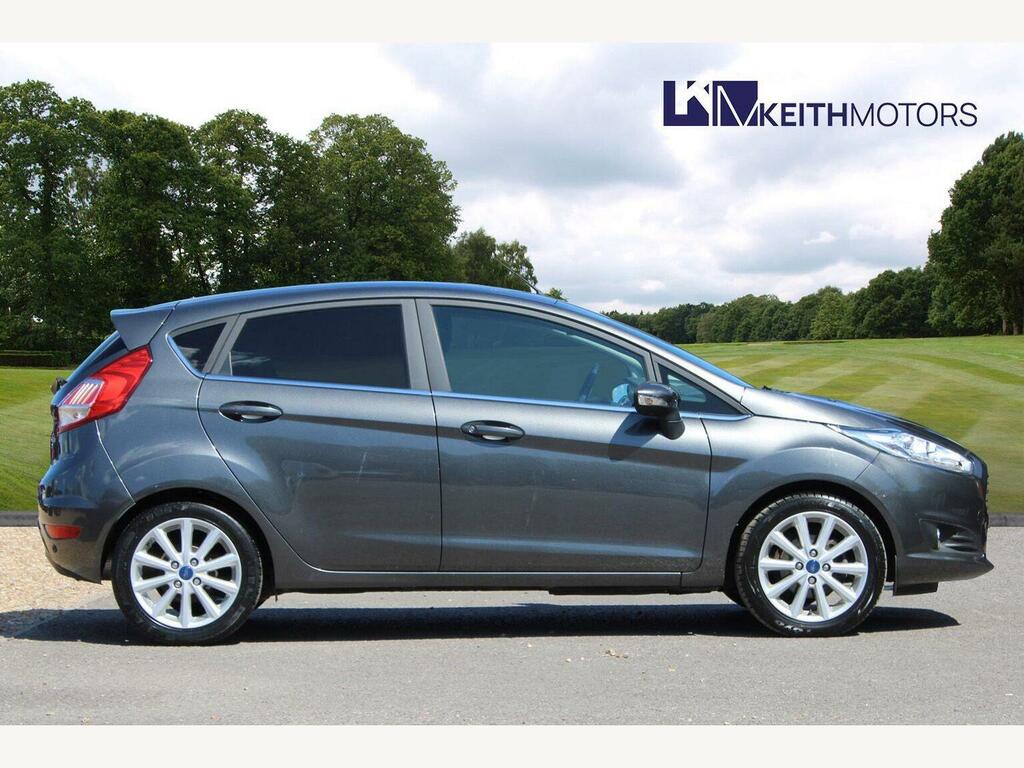 Ford Fiesta 1.0T Ecoboost Titanium Hatchback #4