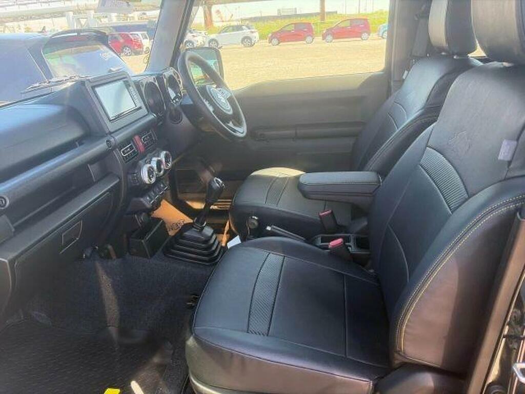 Suzuki Jimny White #8