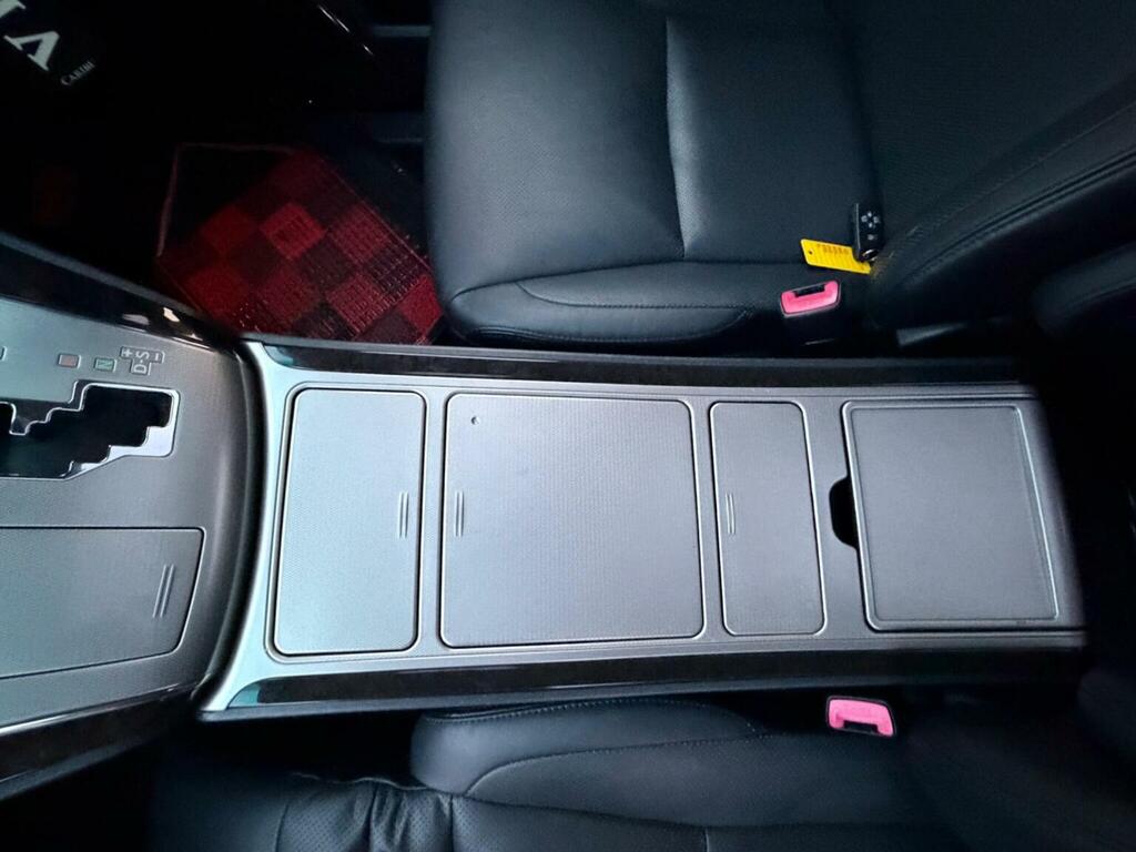 Toyota Alphard V Black #53