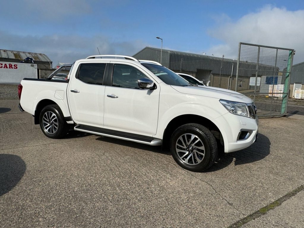Nissan Navara 2.3L Tekna White #5