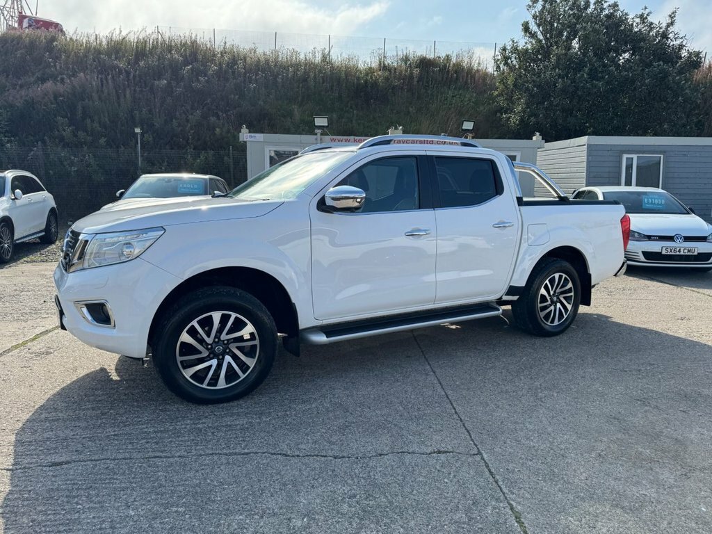 Nissan Navara 2.3L Tekna White #3