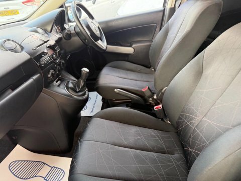Mazda 2 Hatchback Blue #30