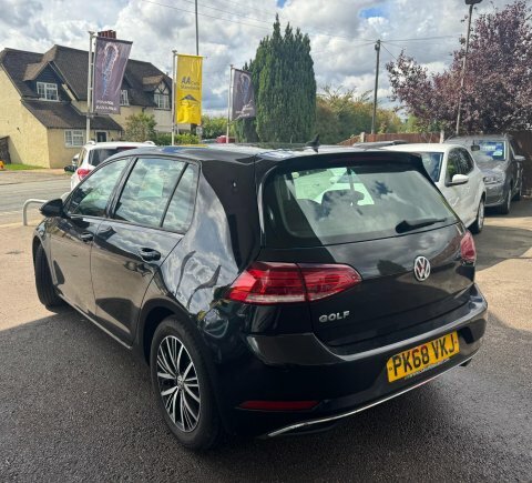 Volkswagen Golf 1.5 Tsi Evo PK68VKJ #2