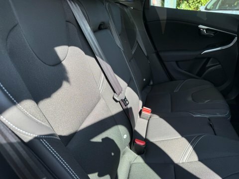 Volvo V40 Hatchback Red #23