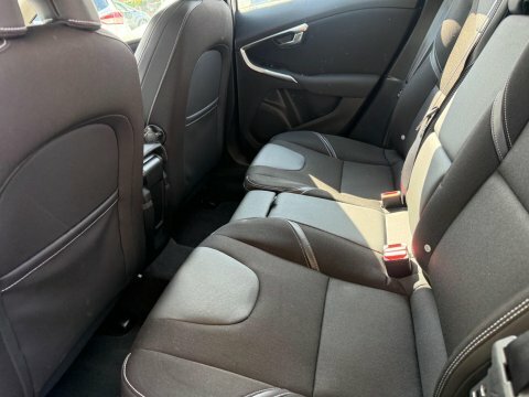Volvo V40 Hatchback Red #20