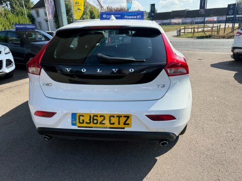 Volvo V40 Hatchback Red #10