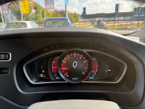 Volvo V40 Hatchback Red #28