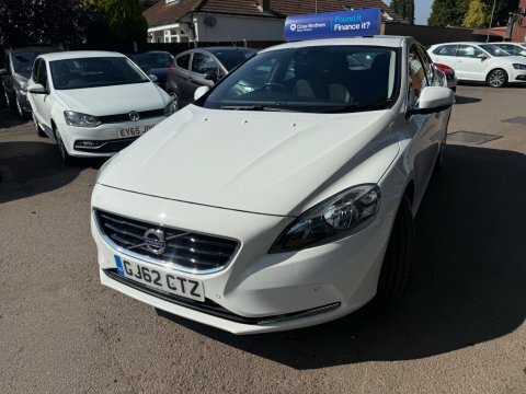 Volvo V40 Hatchback Red #7