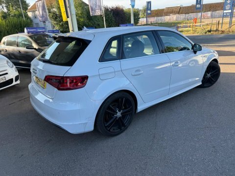 Audi A3 2.0 Tdi S FX64RJZ  #5