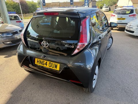Toyota Aygo 1.0 Vvt-i X-play  #4