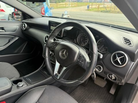 Mercedes-Benz A Class 2014 Amg Sport Silver #10
