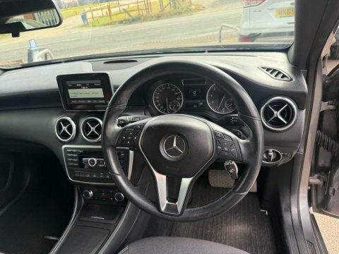 Mercedes-Benz A Class 2014 Amg Sport Silver #7
