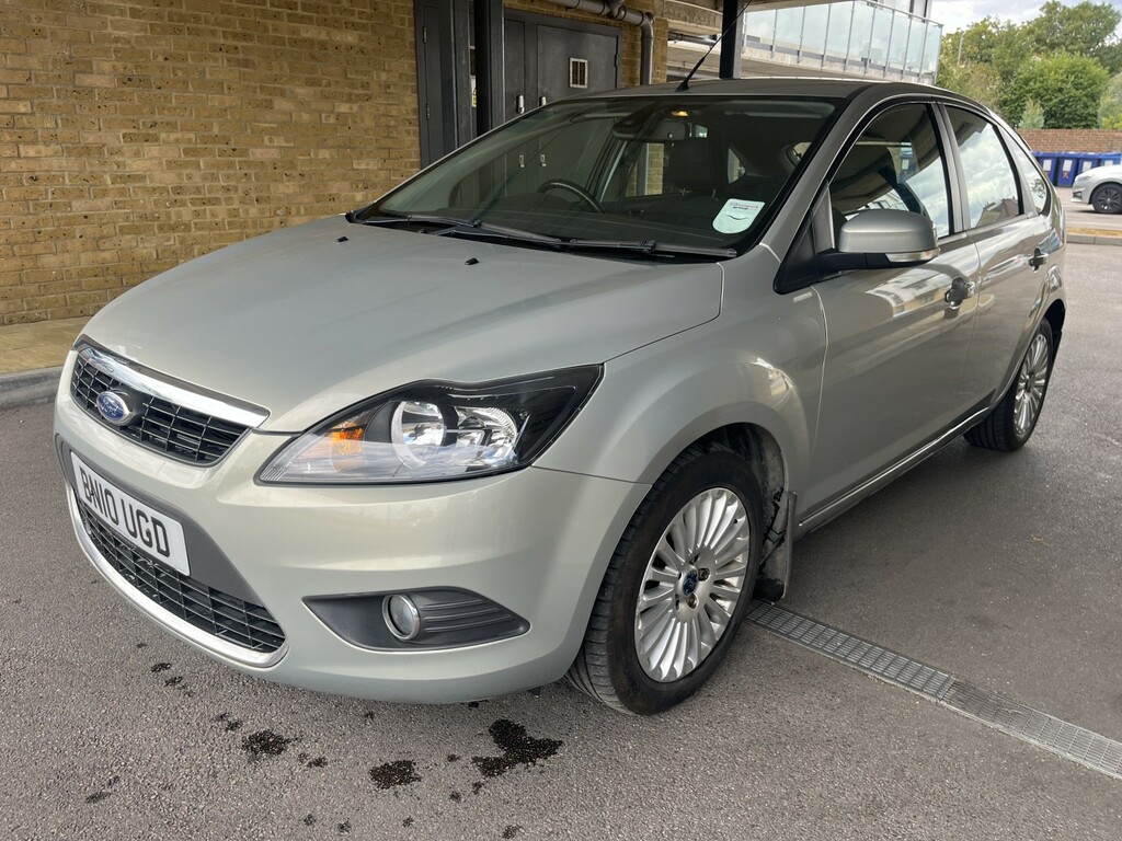Ford Focus 1.8 Titanium 201010 Silver
