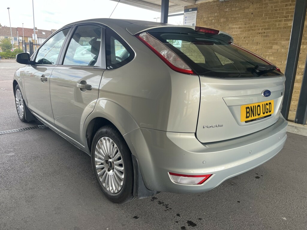 Ford Focus 1.8 Titanium 201010 Silver #5