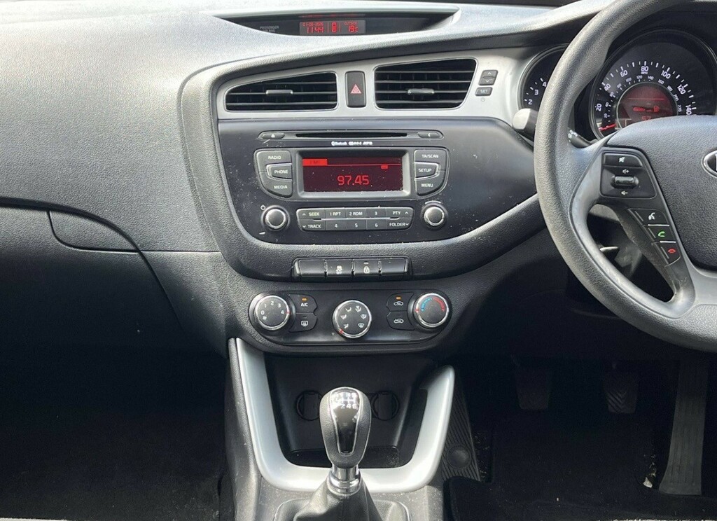 Kia Ceed 1.4 Crdi Ecodynamics Sportswagon AP63TKC Black #4