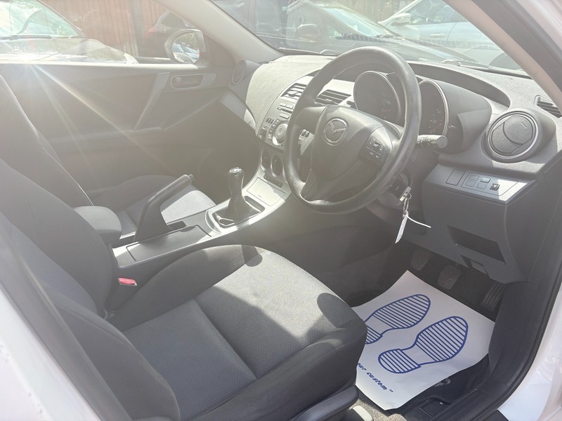 Mazda 3 1.6 Takuya 105 Bhp Silver #9