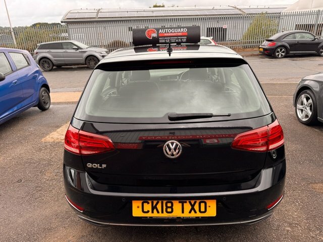 Volkswagen Golf Tsi Se Nav Hatchback CK18TXO Black #5