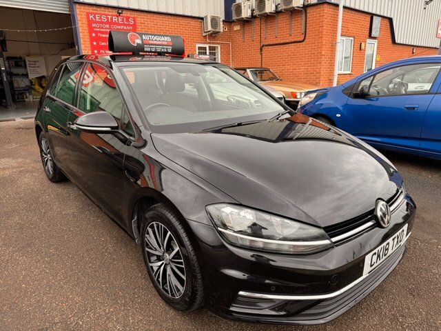 Volkswagen Golf Tsi Se Nav Hatchback CK18TXO Black #2