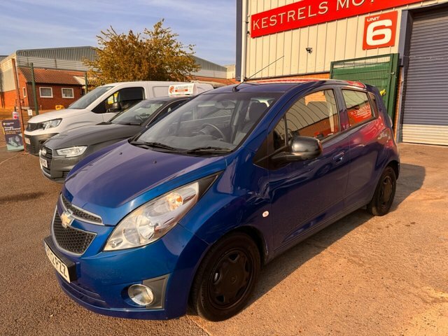 Chevrolet Spark Plus Silver #8
