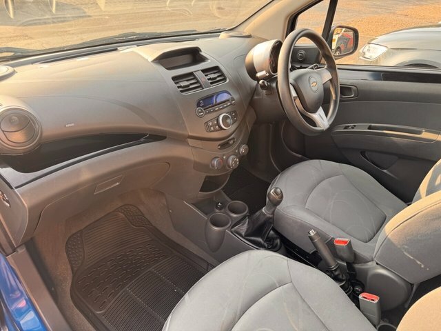Chevrolet Spark Plus Silver #16
