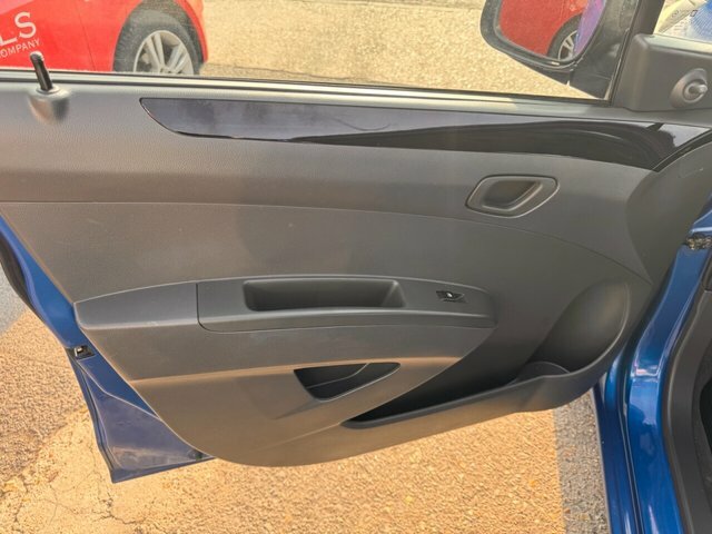 Chevrolet Spark Plus Silver #17