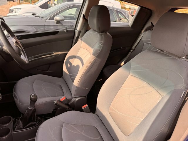 Chevrolet Spark Plus Silver #15