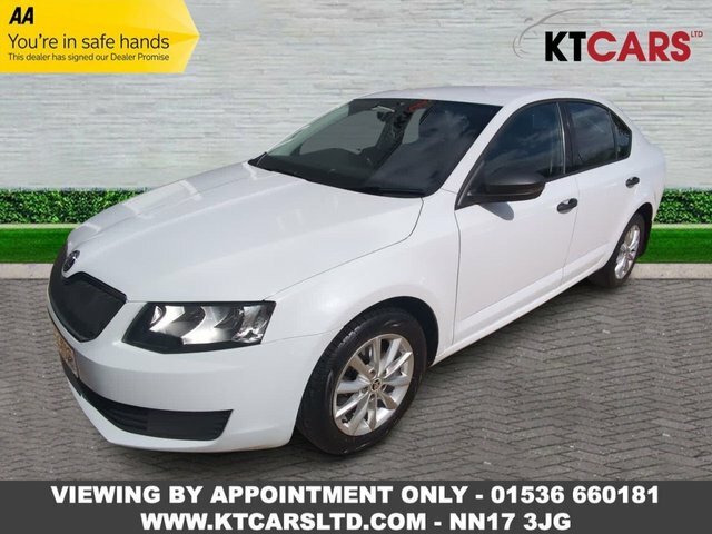 Skoda Octavia Tsi S Hatchback White