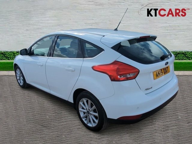 Ford Focus Tdci Titanium Hatchback AK15DXT White #4