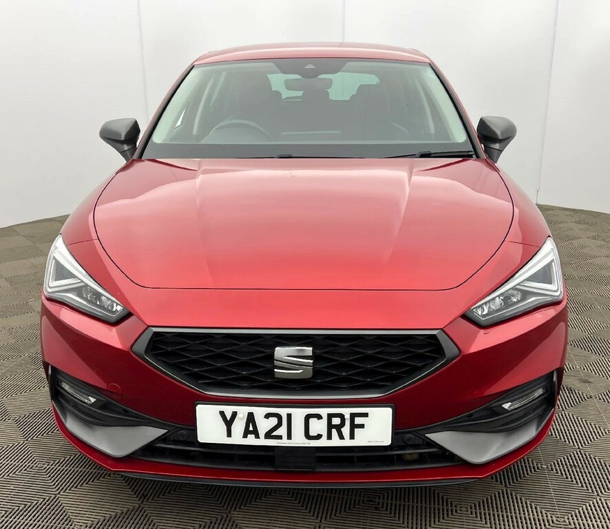 Seat Leon Hatchback 1.5 Tsi Evo Fr 202121 YA21CRF Red #3