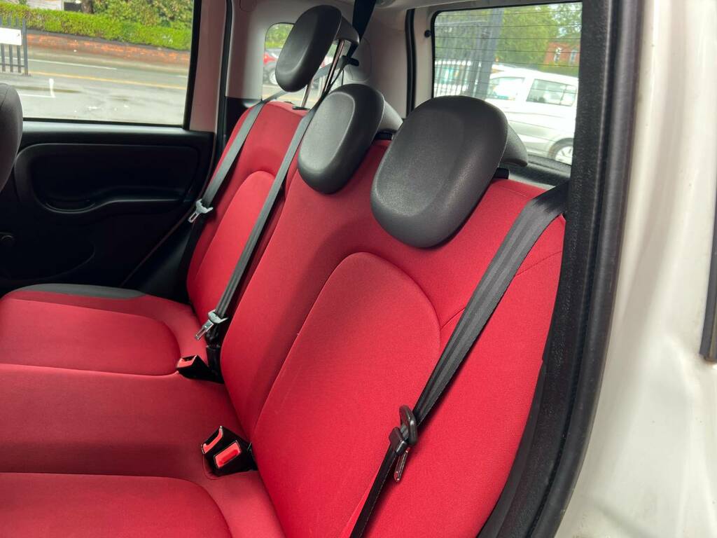Fiat Panda Easy Red #10