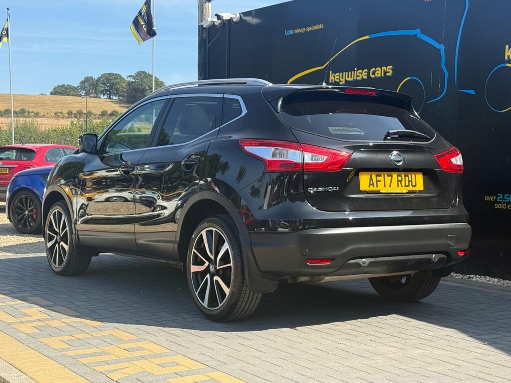 Nissan Qashqai 1.2 Dig-t Tekna 2Wd Euro 6 Ss Black #3