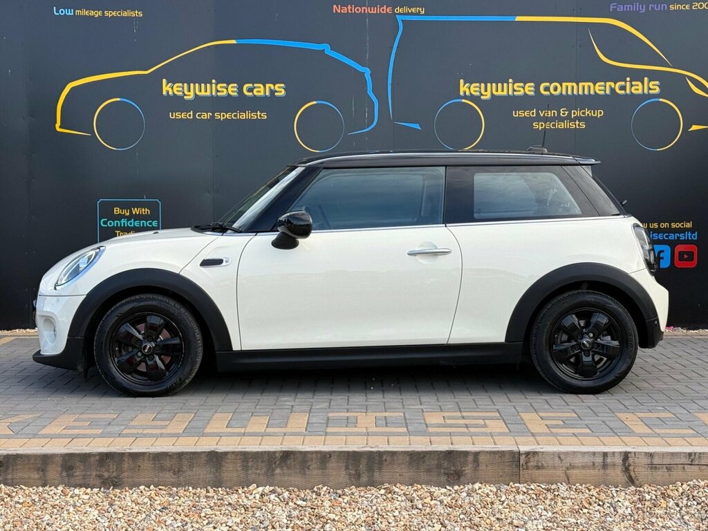 Mini Hatch 1.5 Cooper Classic Steptronic Euro 6 Ss LS69GCO White #2