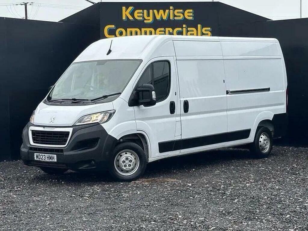 Peugeot Boxer 2.2 Bluehdi 335 Professional Premium L3 H2 Euro White