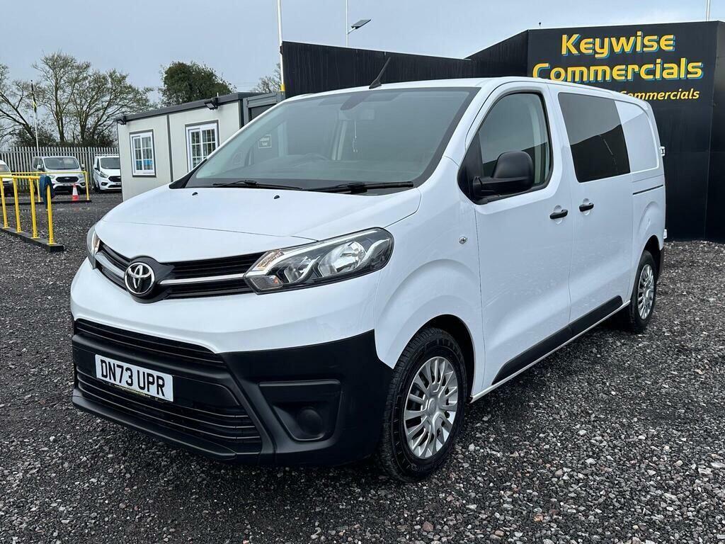 Toyota PROACE 2.0D Icon Medium Crew Van Mwb Euro 6 6Dr 6 Seat DN73UPR White #4