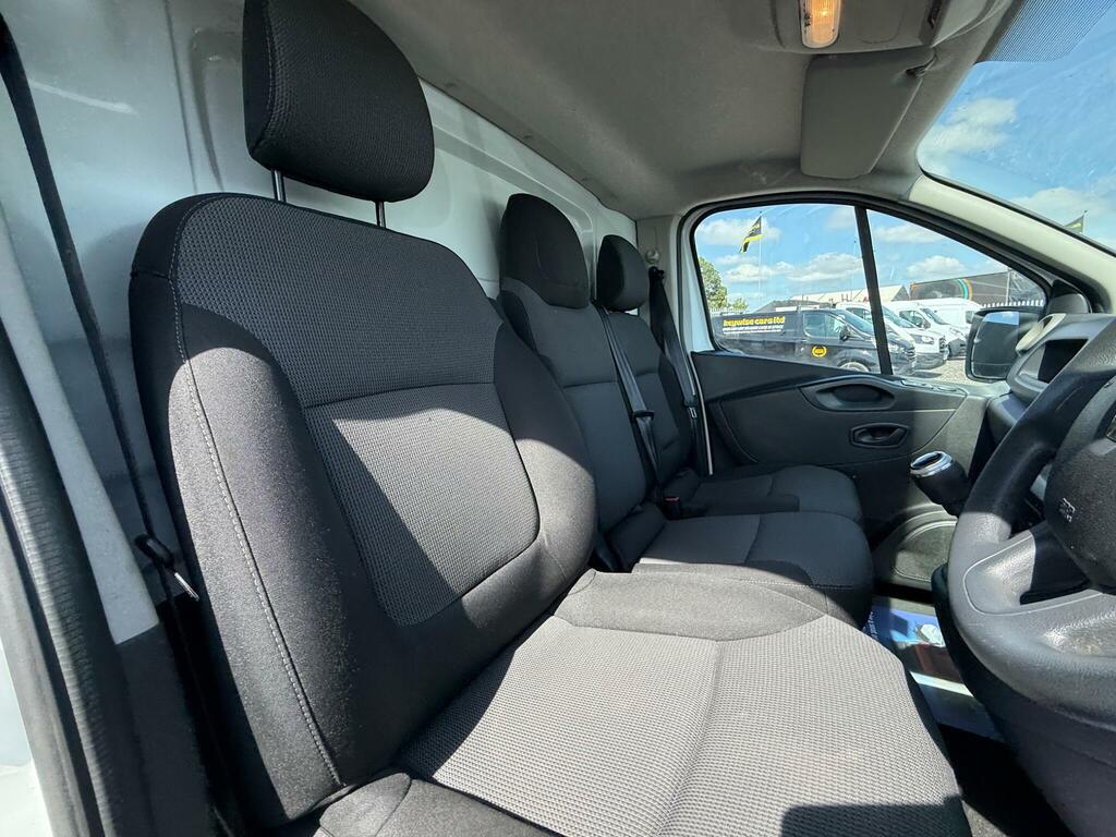 Renault Trafic 2.0 Sl28 Sport Energy Dci 120 Bhp Silver #13