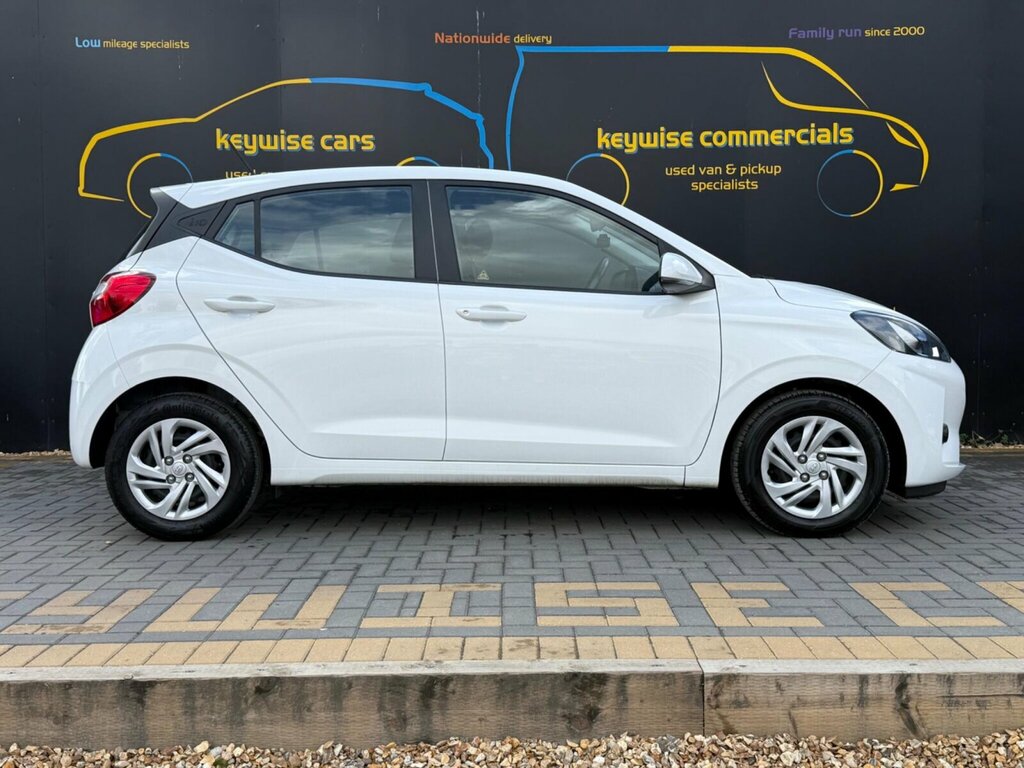 Hyundai I10 1.0 Se Euro 6 Ss DS72FCL White #6