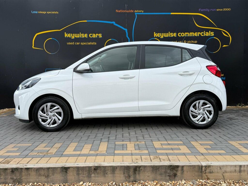 Hyundai I10 1.0 Se Euro 6 Ss DS72FCL White #2