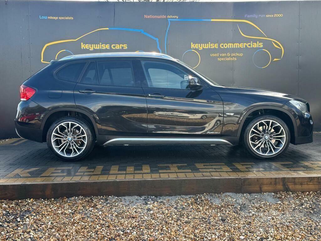 BMW X1 2.0 18D Se Xdrive Euro 5 Black #6