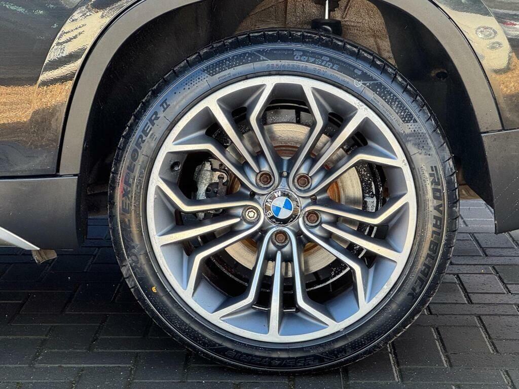 BMW X1 Se Red #11