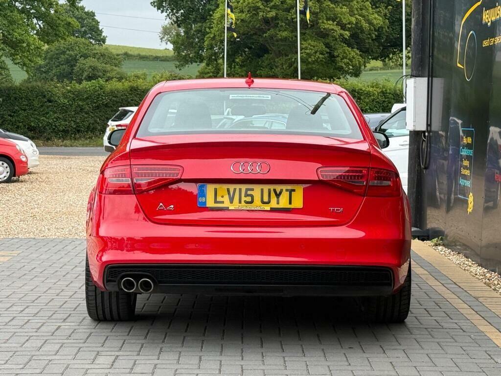 Audi A4 2.0 Tdi Black Edition Plus Multitronic Euro 5 Ss Red #4
