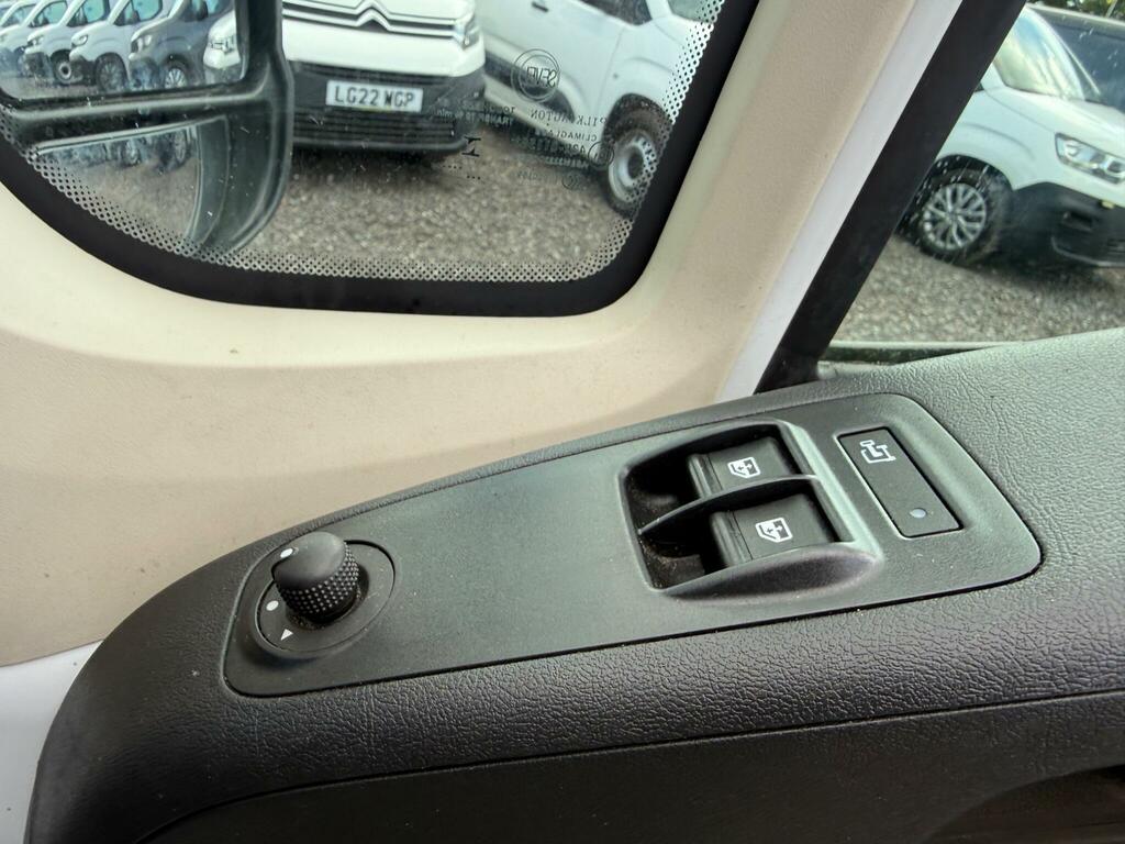 Citroen Relay Mpv White #25