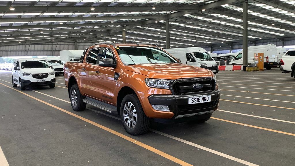 Ford Ranger 3.2L Wildtrak 4X4 Double Cab Tdci Manua Orange