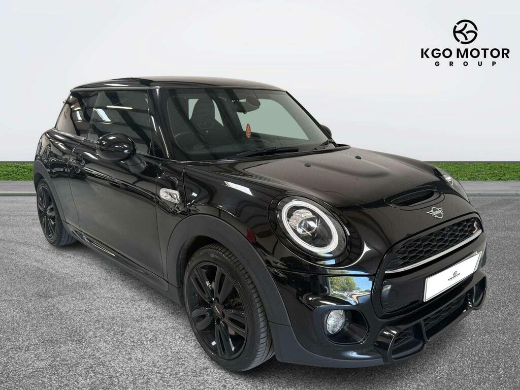 Mini Hatch Hatchback 2.0 Cooper S Sport Steptronic Euro 6 S GN19WMZ Black