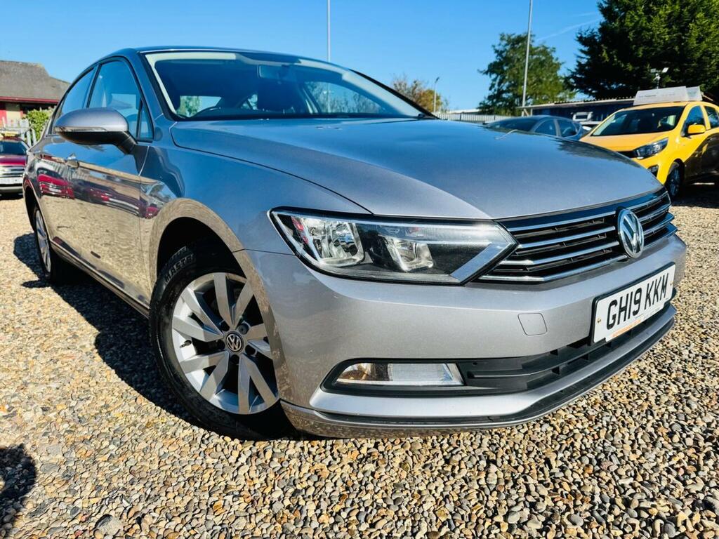 Volkswagen Passat 1.5 Tsi Evo S Euro 6 Ss Silver