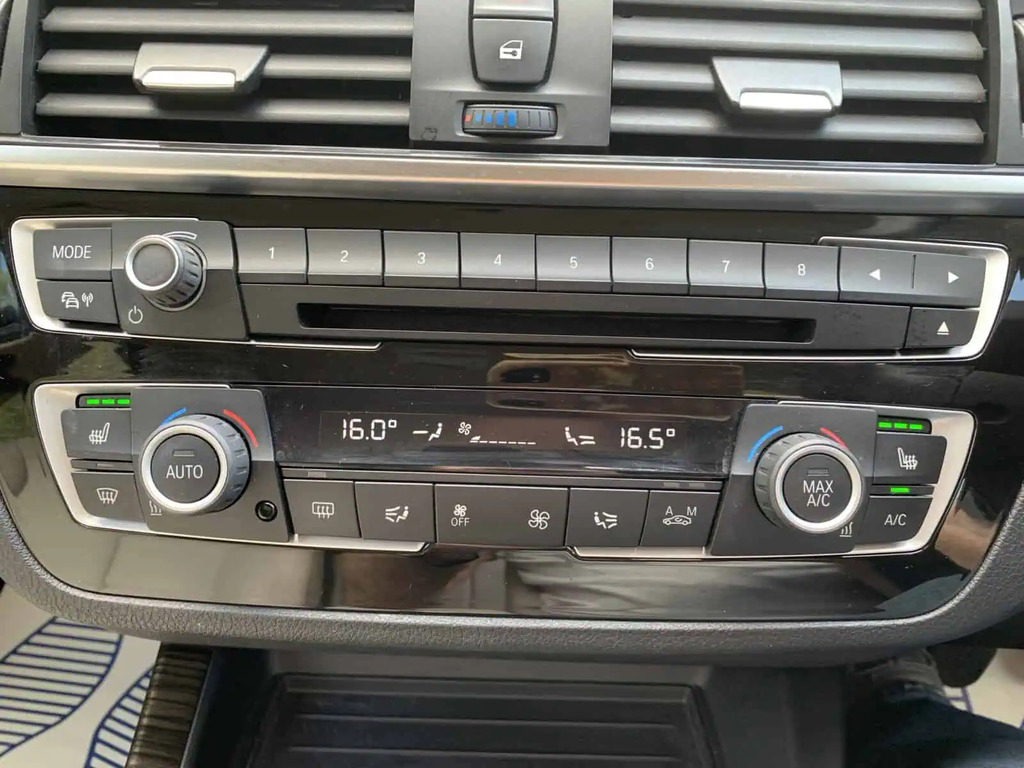 BMW 1 Series EP18LDD #3