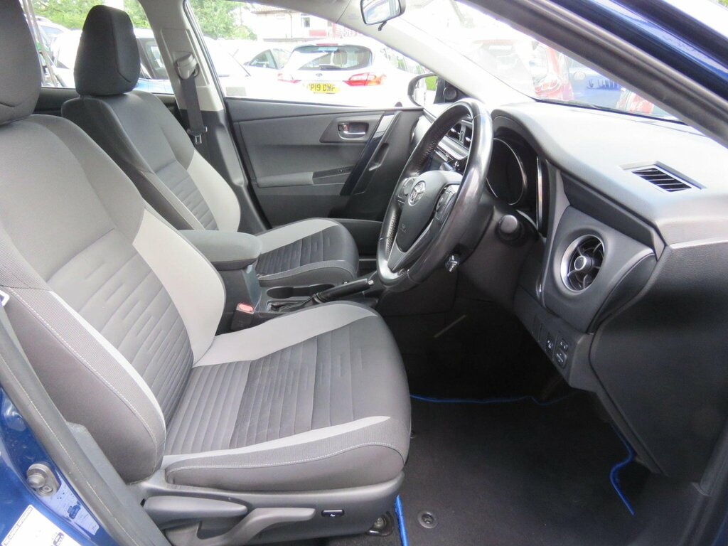 Toyota Auris 1.8 Vvt-h Excel Touring Sports Cvt Euro 6 Ss Brown #18