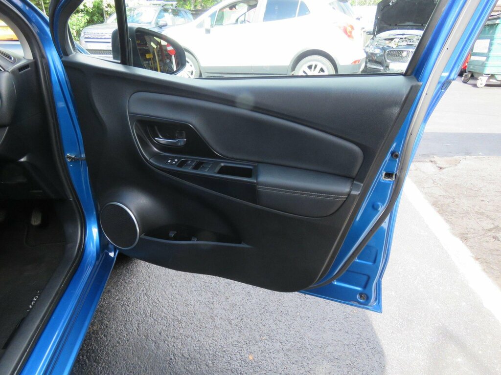 Toyota Yaris 1.5 Vvt-i Hybrid Trend Cvt - Zero Tax - Blueto White #20