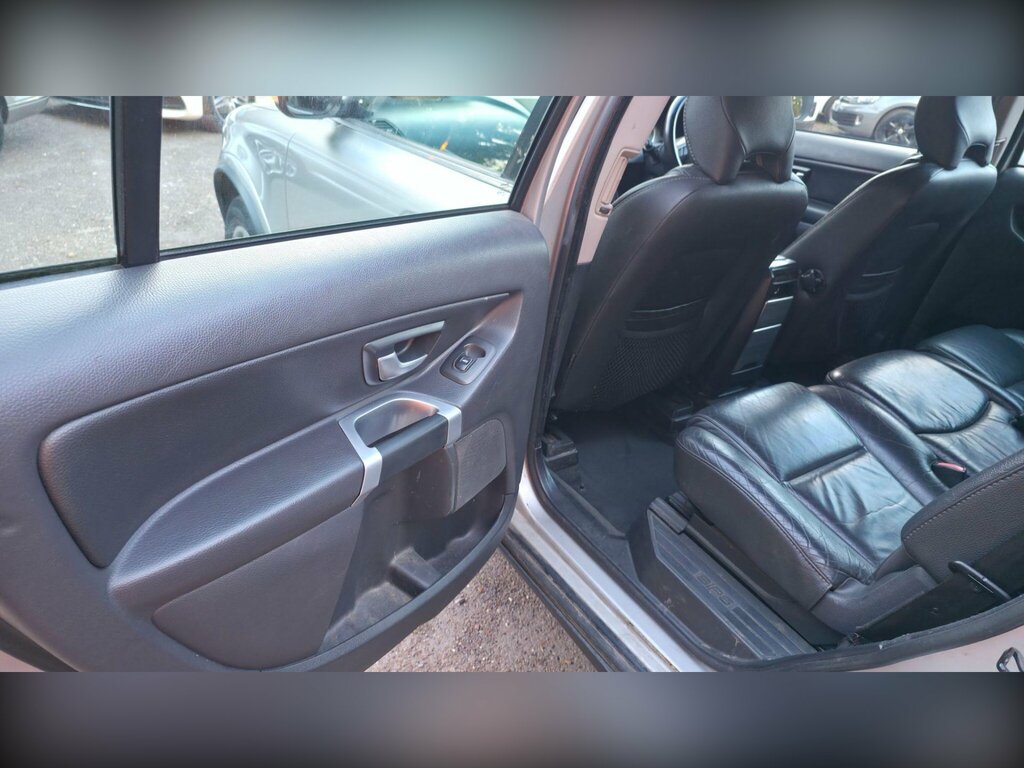 Volvo XC90 Active Blue #33